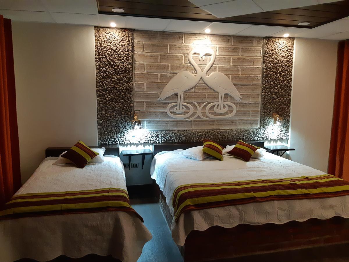 אויוני Hotel Cristales De Sal מראה חיצוני תמונה