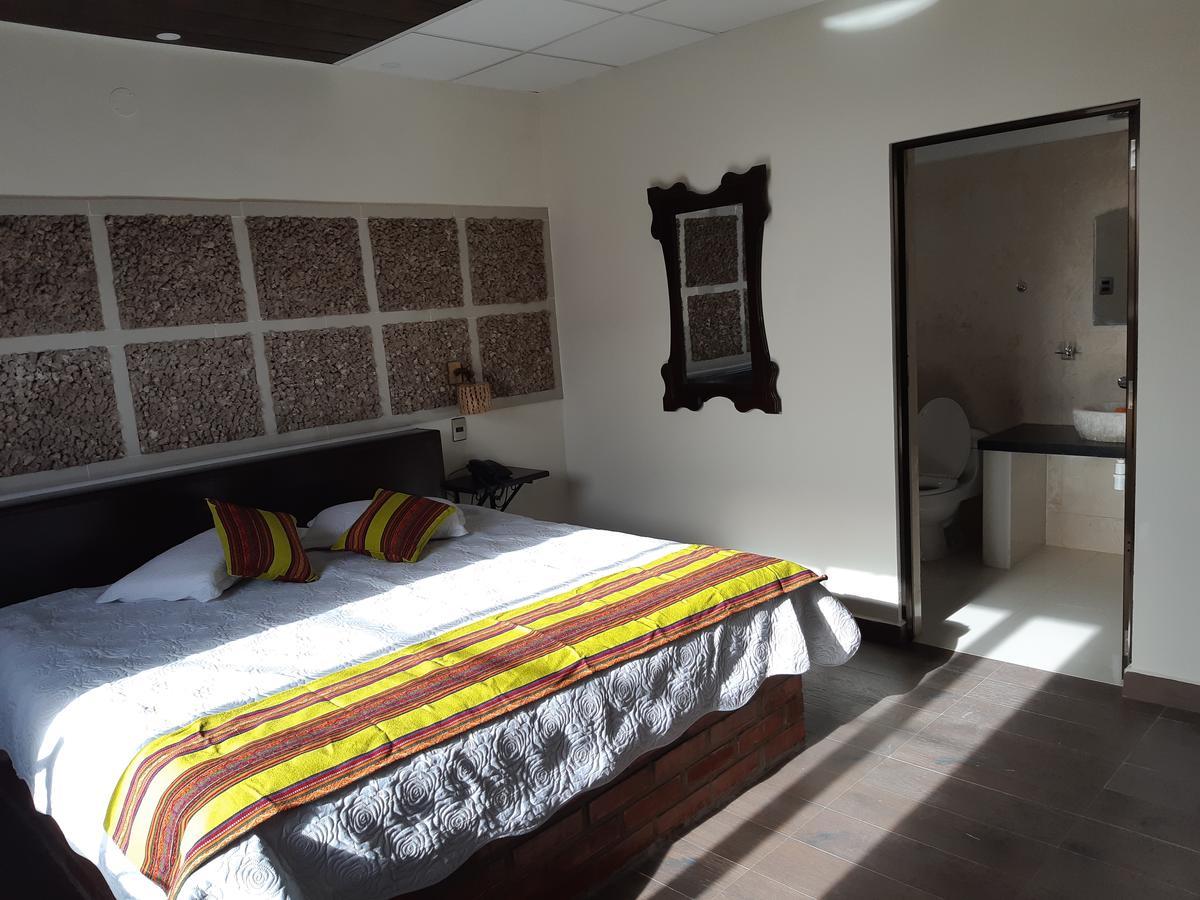 אויוני Hotel Cristales De Sal מראה חיצוני תמונה